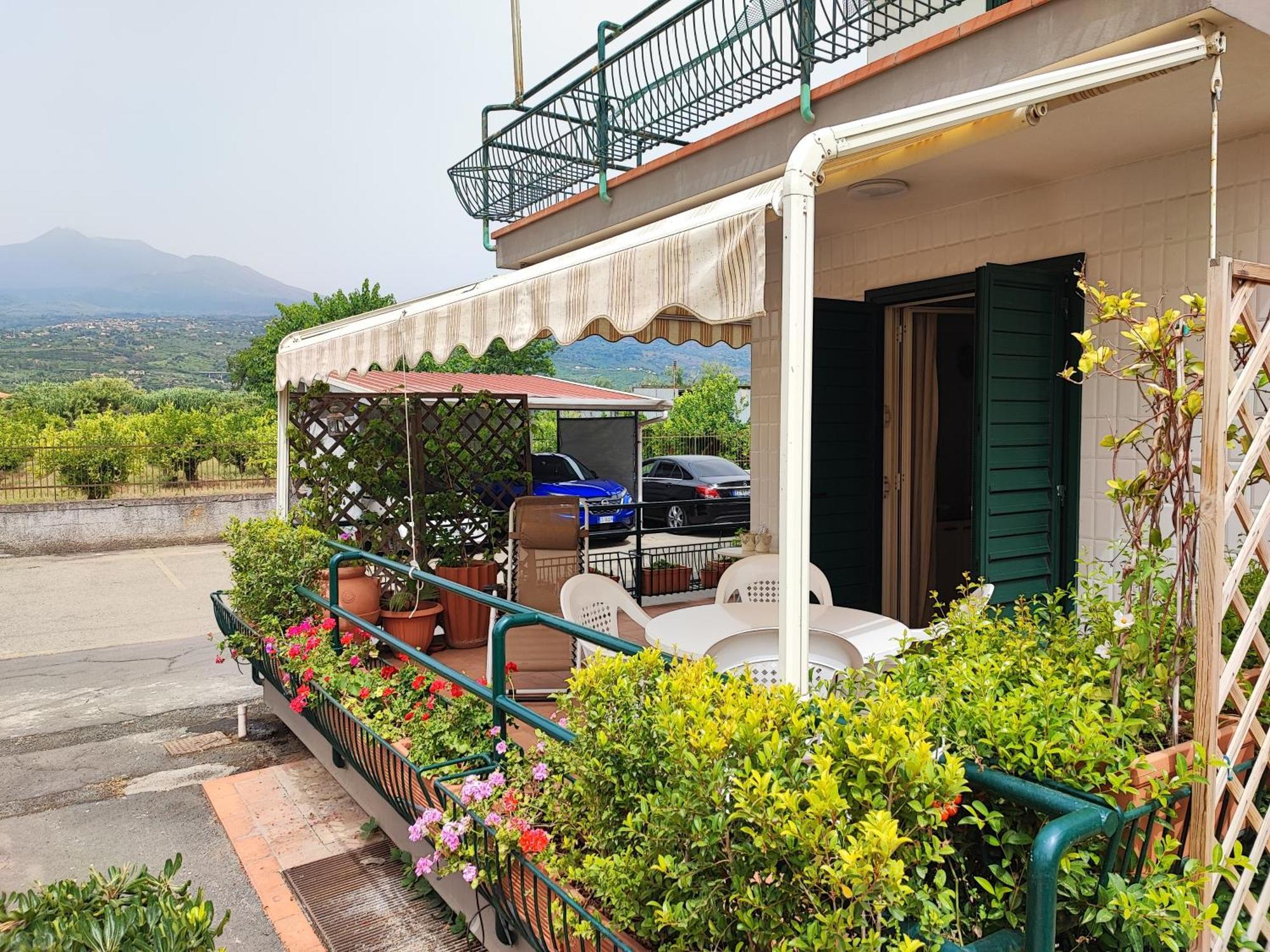 Sea Garden, Fronte Mare Con Piscina Apartment Mascali Exterior photo